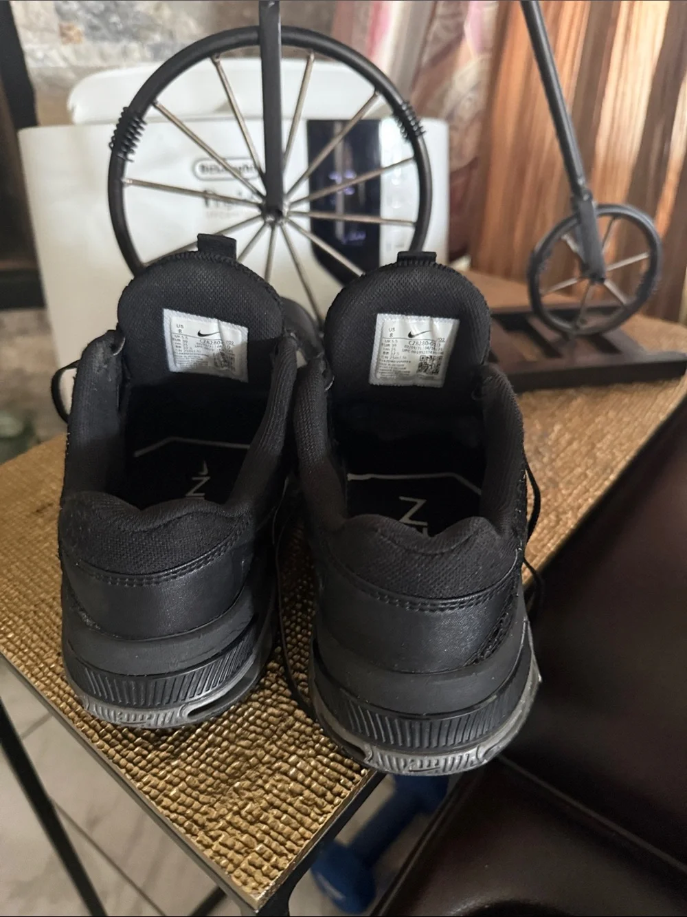 Nike Women's Black Mesh Athletic Sneakers